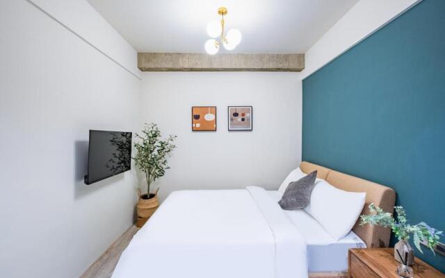 Olala Lin Suites