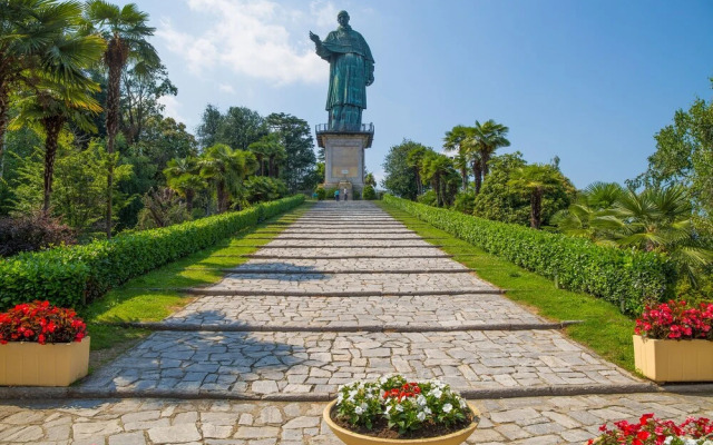 Lami Apartment Intra Center