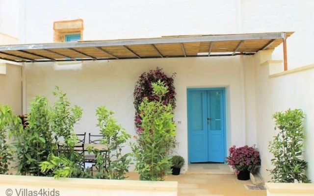 The Courtyard - Anna