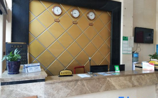 Shilin Hotel (Wenshan North Bus Station Qihua Square Branch)
