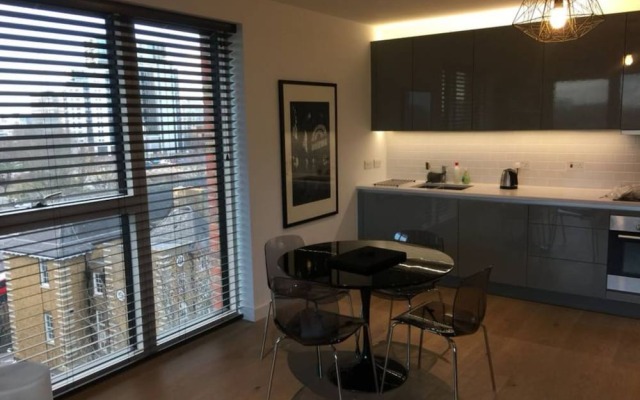 2 Bedroom Apartment Near Elephant And Castle