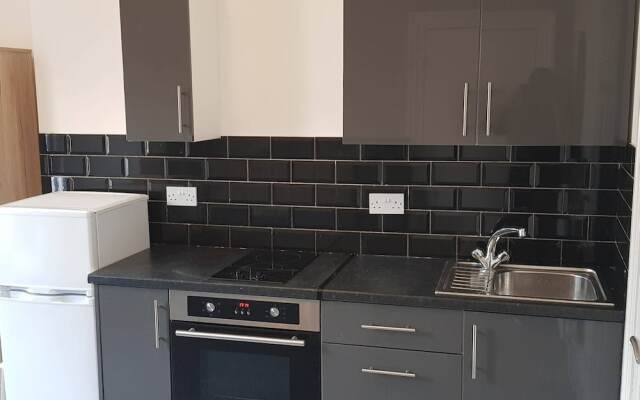 Studio For 2 In Good Location
