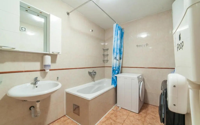 Three-Bedroom Holiday Home in Dobrota