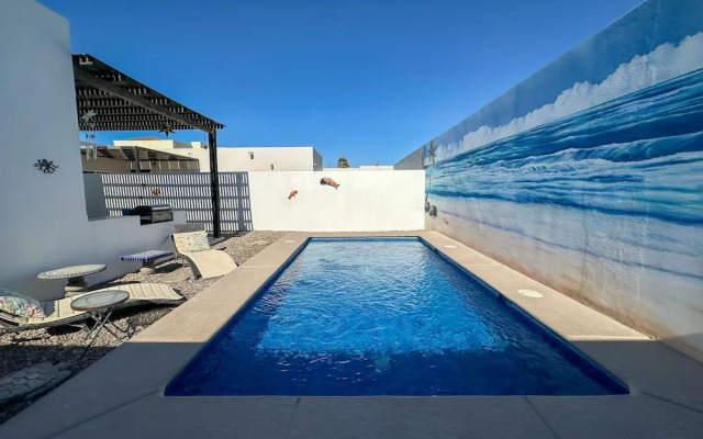 Modern 3BR Family Escape