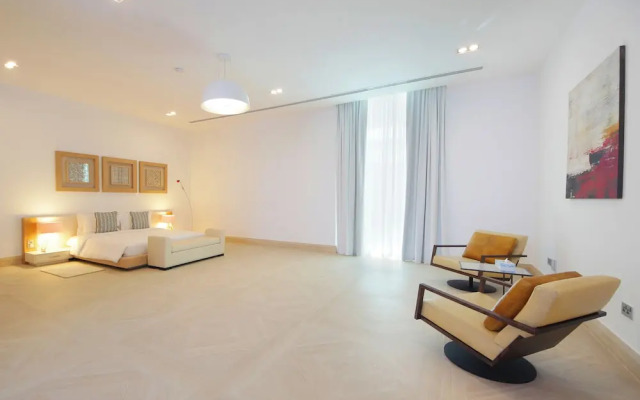 Royal Retreat Villa at Nurai Island