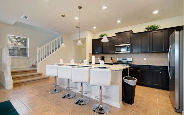 Solterra 5BR Splash Pool Townhouse