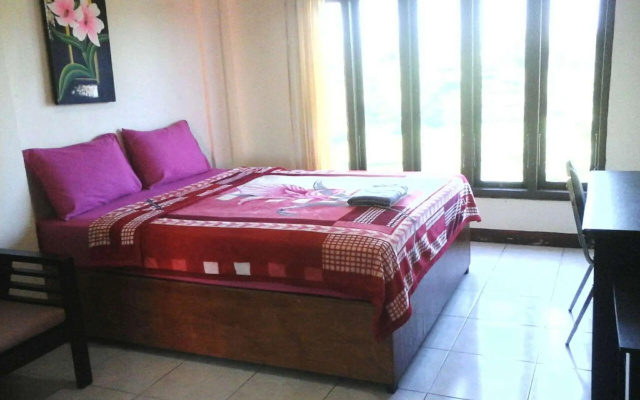 FX 72 Ruteng Hotel