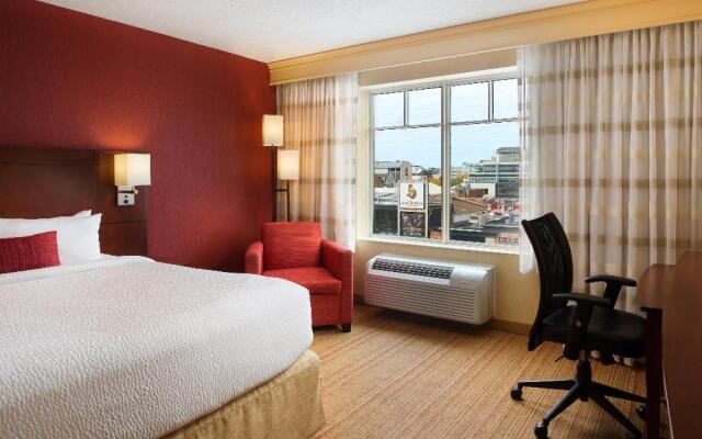 Courtyard Ottawa Downtown