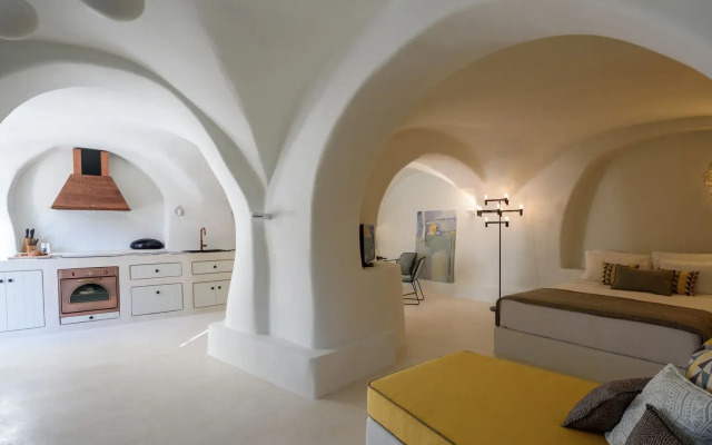 Potamos Luxury House