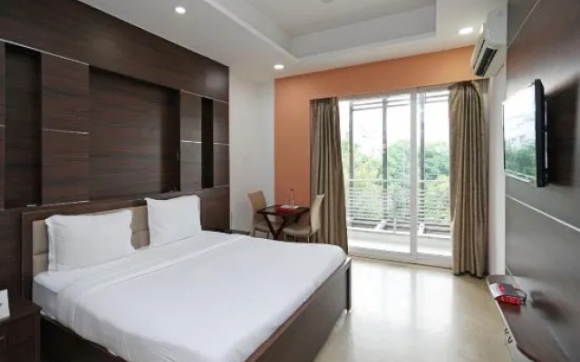 The Signature Hotel By OYO Rooms