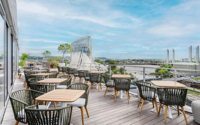 Renaissance Bordeaux Hotel