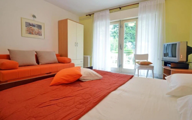 Apartment Rojnic - 3 Bedrooms Apartment