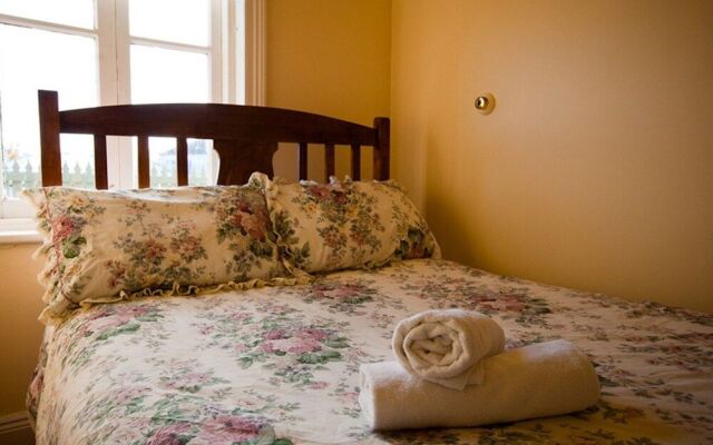 Seaton on Spence - Old world charm with modern living