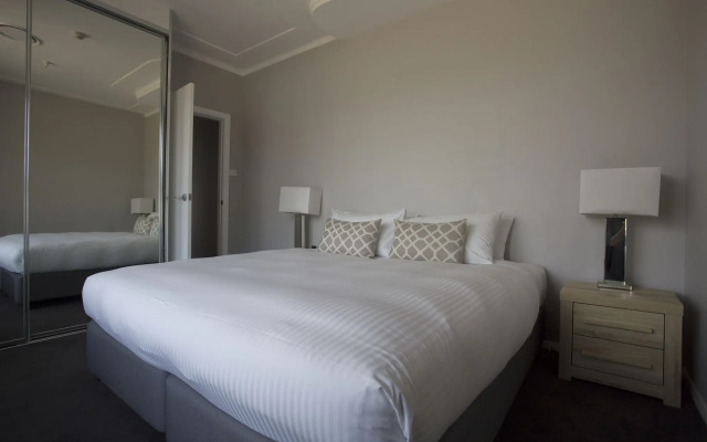 Seabreeze Hotel