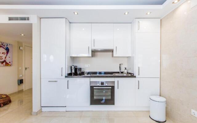 Luxurious 2 Bed Puerto Banús Apt - RDR193