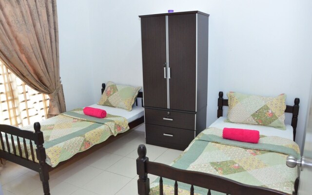 Nur Banglo Homestay Port Dickson