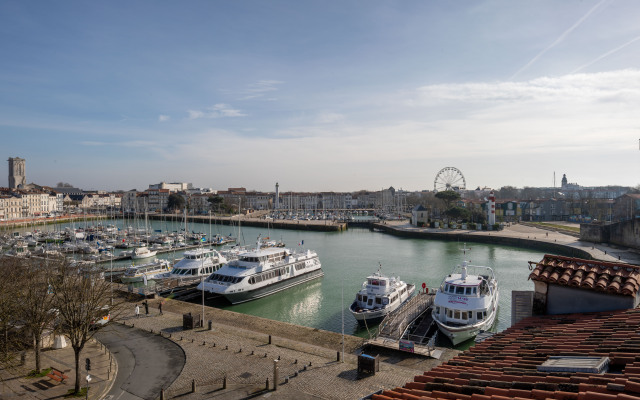 Maisons du Monde Hôtel & Suites - La Rochelle Vieux Port