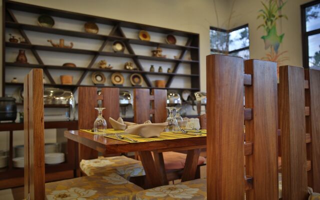 Coron Soleil Express Hotel