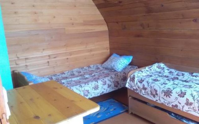 Guest house on ulitsa Baikalskaia 81