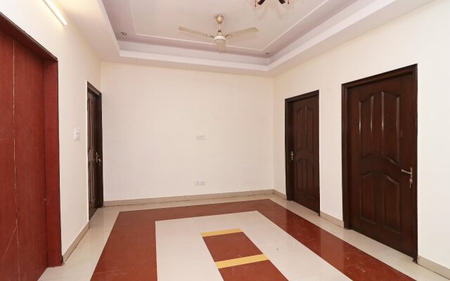 Hotel 9 Palm by OYO Rooms