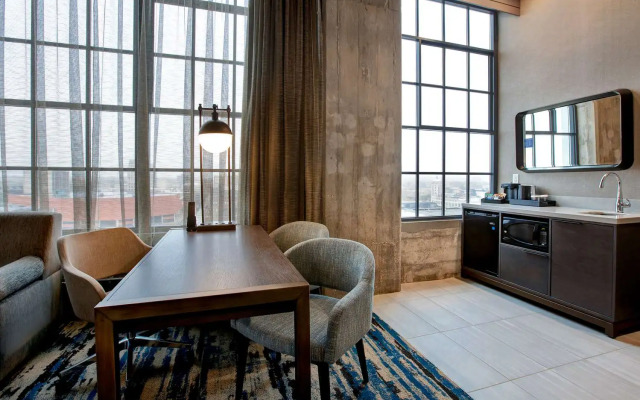 Embassy Suites Rockford Riverfront
