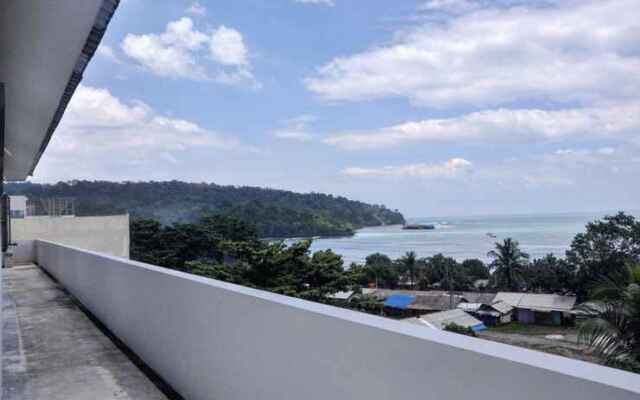 Emerald Hotel