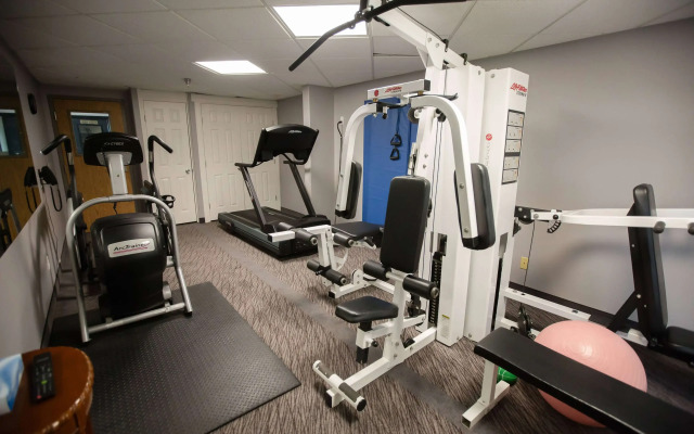Super 8 by Wyndham Whitecourt