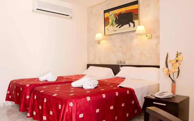 Paraiso Beach Hotel