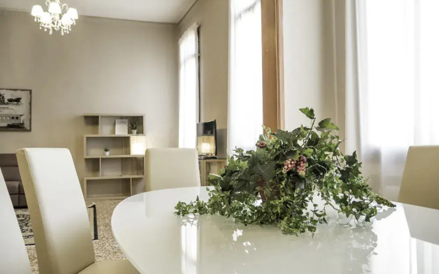 Luxury Venice Apartments
