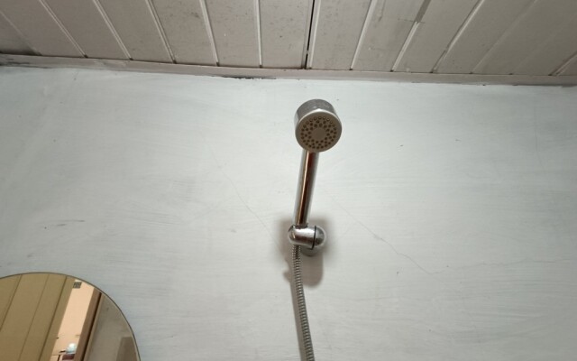 RedDoorz @ Fortune Hotel Jalan Walanda Maramis Manado