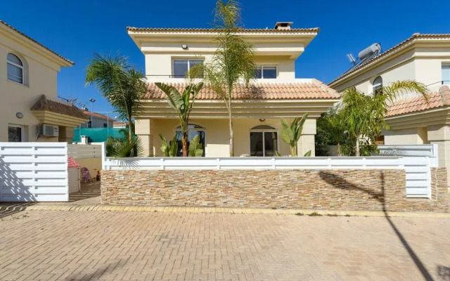 Villa Ariel