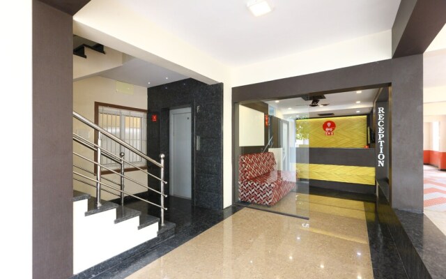 Oyo 40876 Sri Kamadhenu Residency