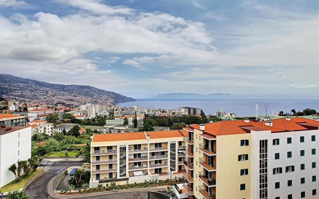 Gemini Apartment by MHM