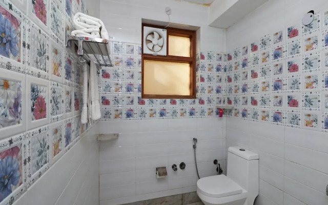 Collection O 28453 Galaxy Hotel