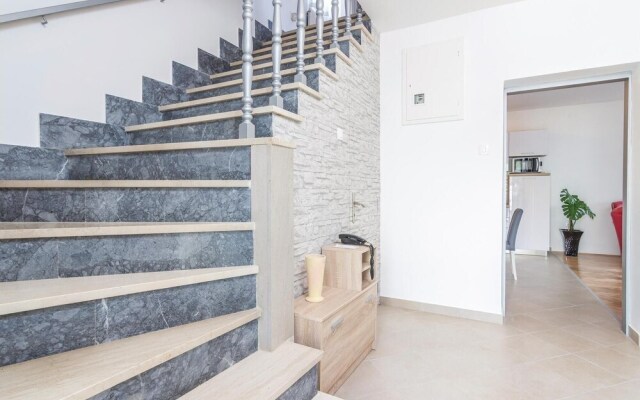 Awesome Home in Rovinj With Wifi and 3 Bedrooms