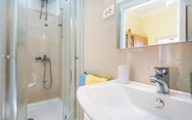 Stunning Home in Lovran With Wifi and 1 Bedrooms