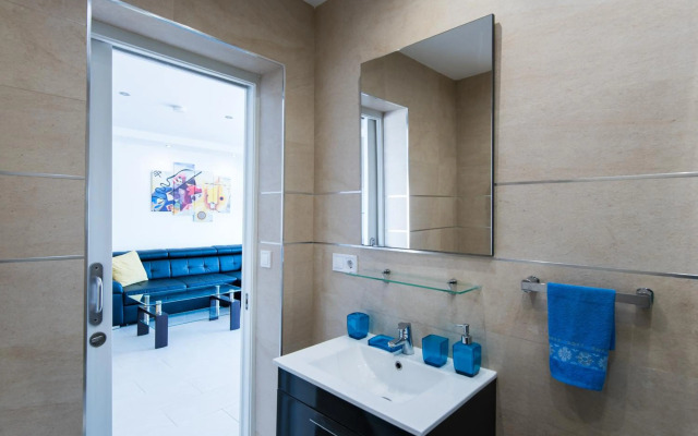 Seashore Bungalow Stunning