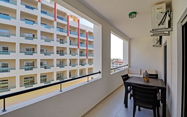 Armacao de Pera with Pool by Homing