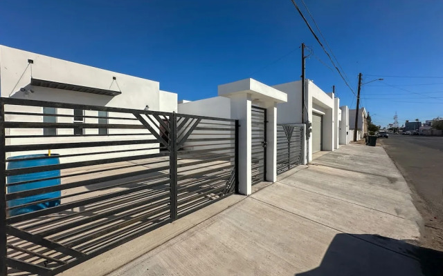 Town Shore Escape 3BR Haven