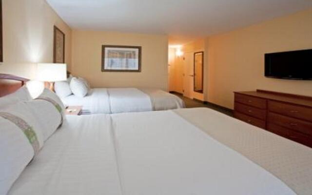 Holiday Inn & Suites Clearwater Beach, an IHG Hotel