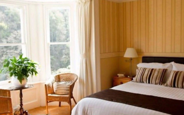 Woodlands Guest House