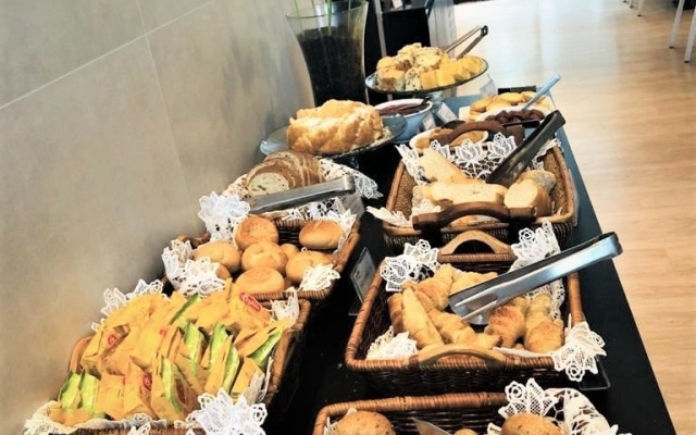 Astron Suítes Mondial Salvador by Nobile