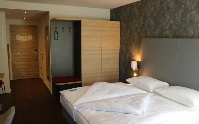 Signature East Hotel Apartment