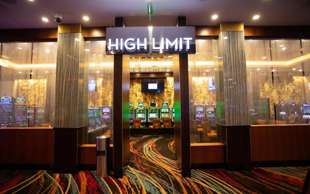 Jake's 58 Casino Hotel - Adult Only