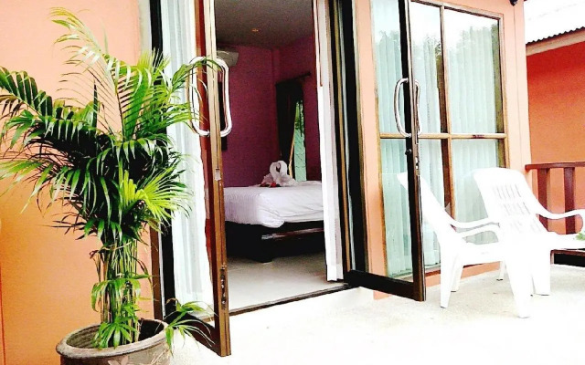 Lanta Cottage