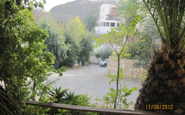 Sfinias Apartments