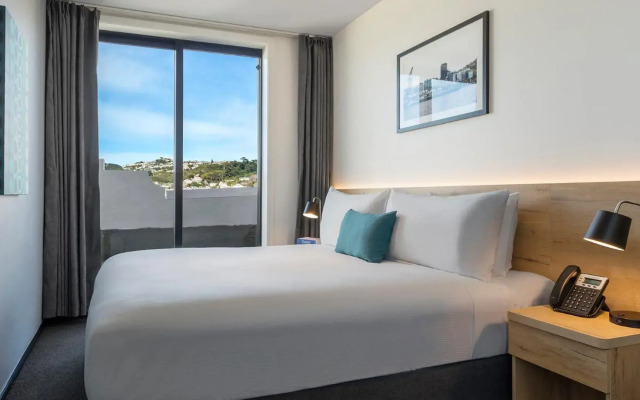 Oaks Wellington Hotel