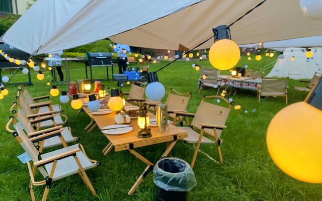 Bright QiandaoLake Resort