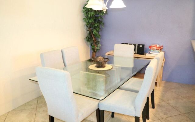 Jamaica Royale T64 - 2 Br Condo