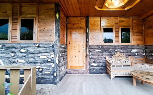 RedDoorz @ Kampung Istal Bogor